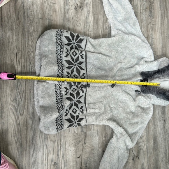 Alpine Studio Faux Fur Hooded Snowflake Jacket Sz S - Picture 8 of 11